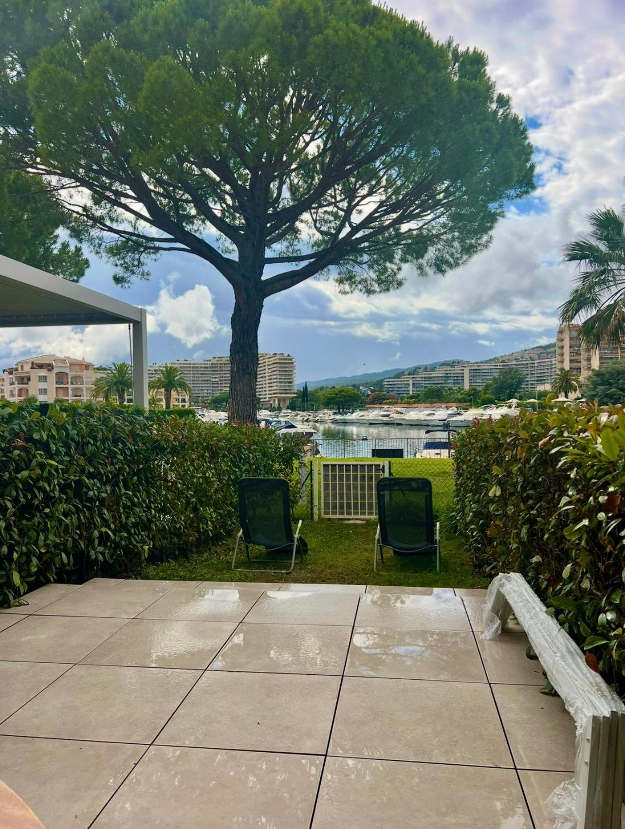 Luxury 3 Piece Garden Apartment In Cannes Marina Mandelieu Exterior foto